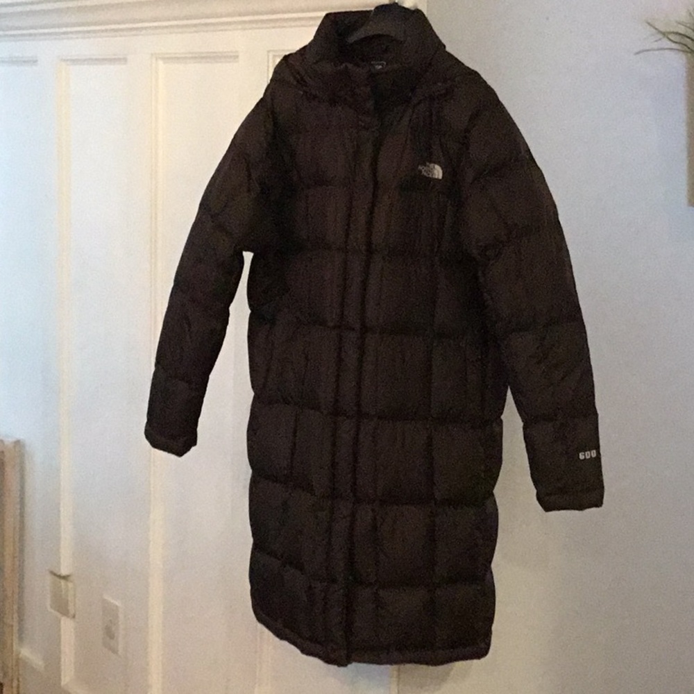 The North face women’s metropolis coat size XL excellent condition..brown